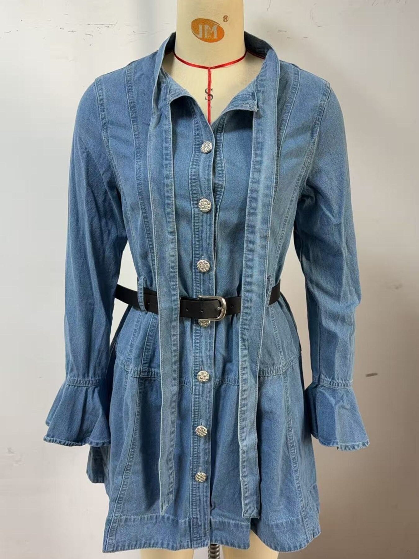 97bd90c75ca84cd29b92f799cd9ae738-Max